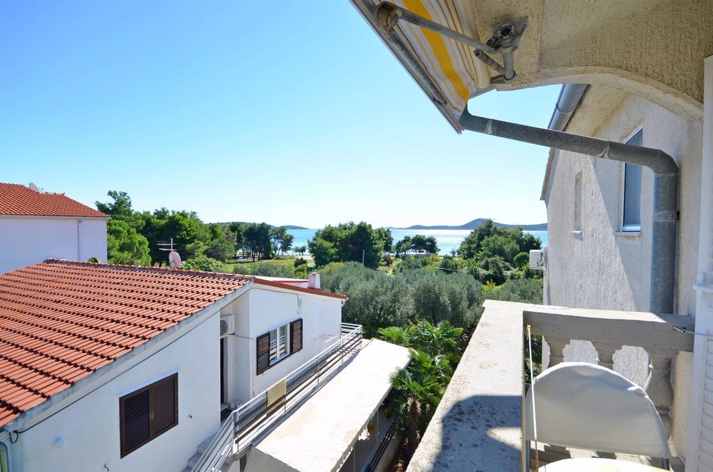 Apartments And Rooms On The Beach Vodice Eksteriør bilde