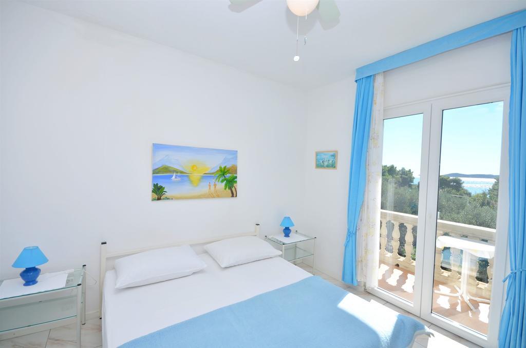 Apartments And Rooms On The Beach Vodice Eksteriør bilde